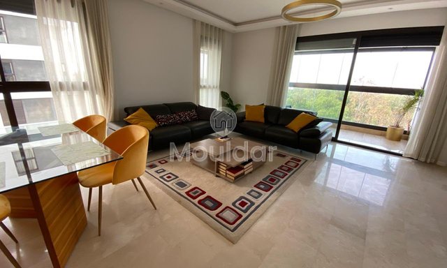 Appartamento in affitto a Casablanca: 3 camere da letto con balcone