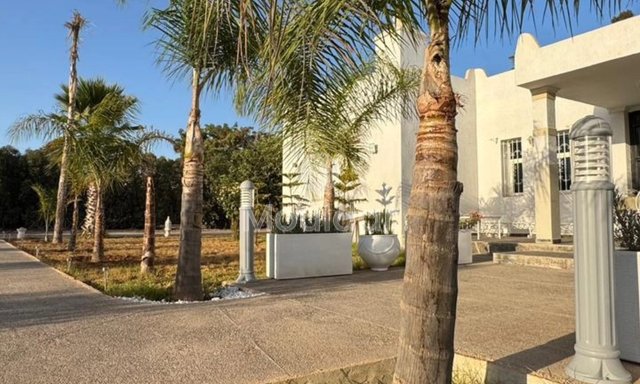 Exzellenzhaus in Benslimane: Komfort, Pool und Terrasse - 8