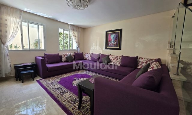 فيلا فاخرة للإيجار في دار بوعزة مع مسبح وحديقة