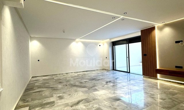 شقة دوبلكس رائعة في فاس: 4 غرف نوم، مطبخ مجهز