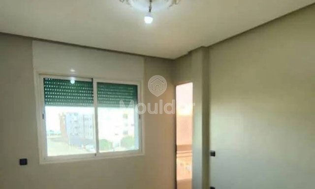 شقة للإيجار في الدار البيضاء: غرفتين مع شرفة - 4