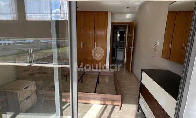 شقة للإيجار في دار بوعزة: الراحة والأمان - 4