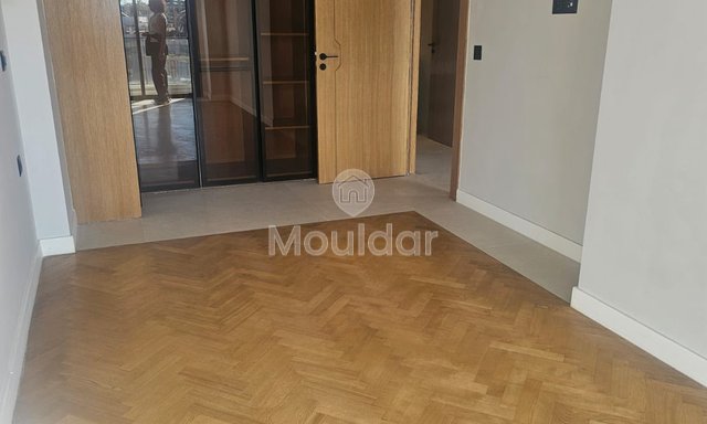 Appartamento da affittare a Casablanca: 3 camere da letto, dotato e pratico