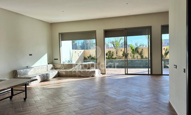 Villa de Charme à Marrakech avec Piscine et Jardin Éclatants