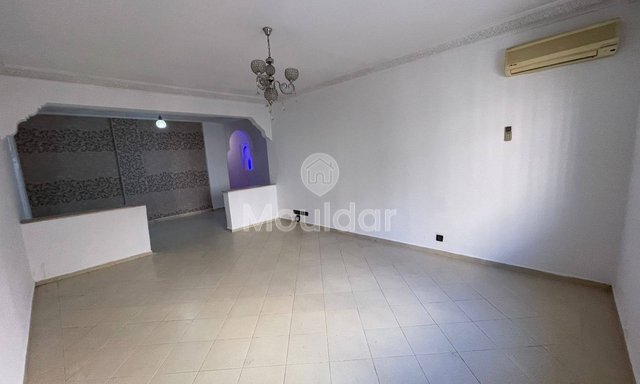 شقة جميلة للبيع في مراكش مع تراس وموقف سيارات