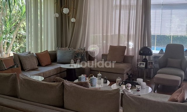 فيلا فاخرة في بوسكورة: حديقة، مسبح ومصعد