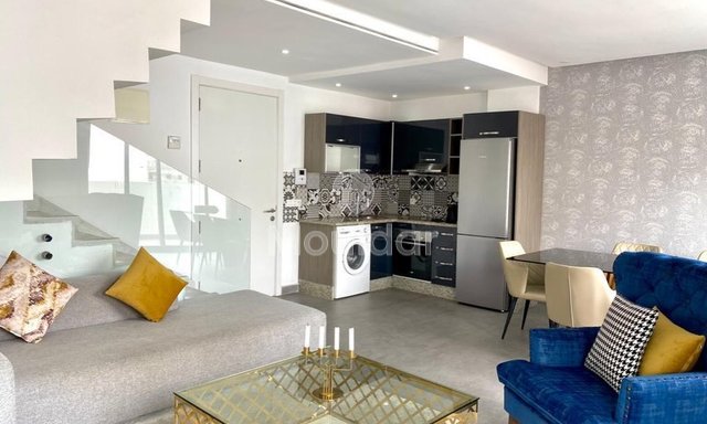 دوبلكس جميل للإيجار في الدار البيضاء، راسين - غرفتان نوم - 2