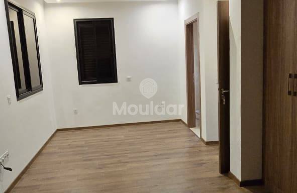 فيلا فاخرة للبيع في مراكش مع مسبح وحديقة - 8