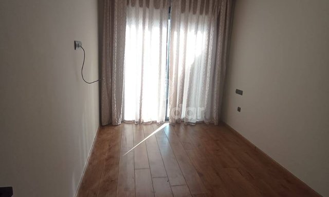Casablanca'da Teraslı Cazip Daire Kiralık - 2