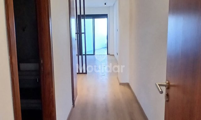 Bel Appartement à Dar Bouazza : 3 Chambres et Piscine - 2