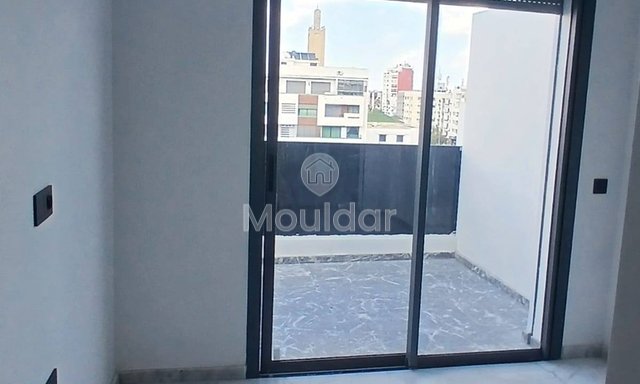 استوديو للإيجار: أمان، مصعد، موقف سيارات في الدار البيضاء - 2