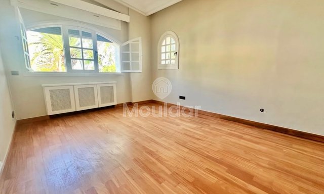 فيلا مفروشة للإيجار في الدار البيضاء: الفخامة والراحة - 4