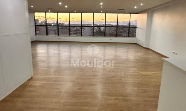 مكتب للإيجار: مساحات عصرية في الدار البيضاء، 165 م²