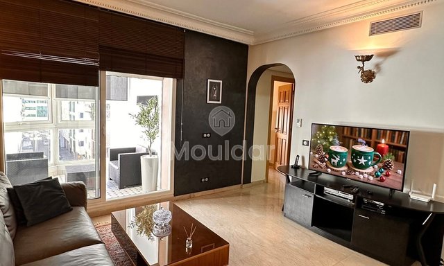 شقة جميلة للإيجار في الدار البيضاء - غوتييه مع تراس