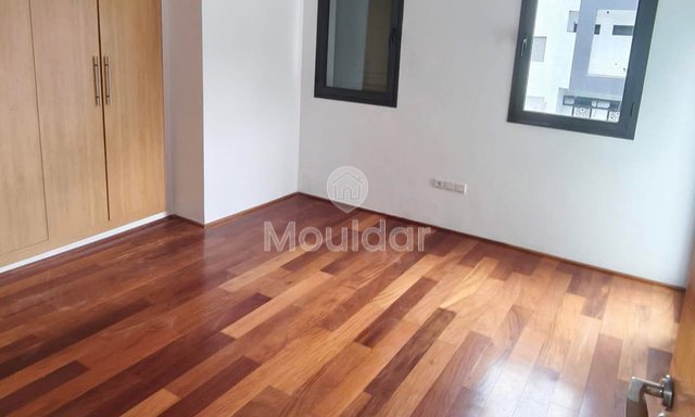 Villa Spacieuse à Dar Bouazza : Élegance et Confort - 2