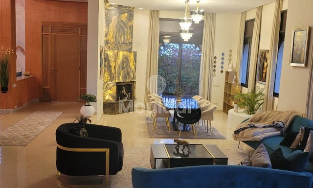 Villa à vendre à Dar Bouazza : Un rêve avec piscine