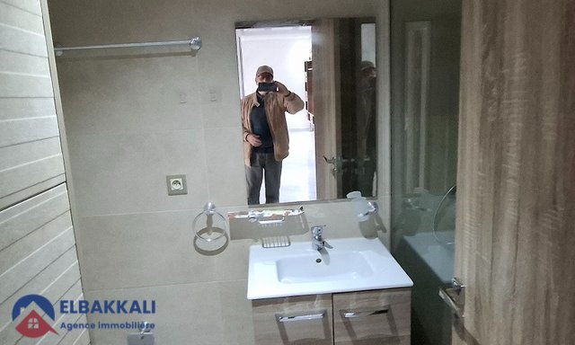 Bonito apartamento amueblado en alquiler en el corazón de Tánger — Tánger, Centro de la ciudad - 16