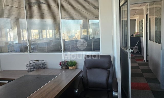 مكتب للإيجار في الدار البيضاء - راسين: 310 متر مربع - 3