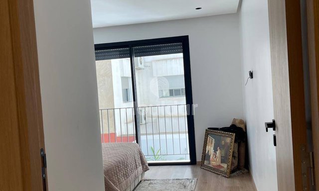 استوديو للإيجار في الدار البيضاء: راحة مع شرفة ومرآب - 3