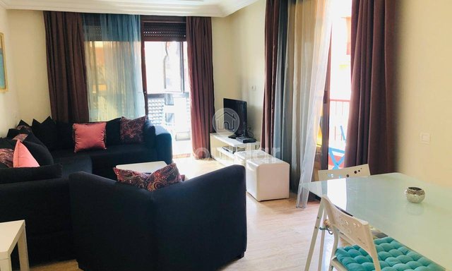 شقة رائعة للإيجار في مراكش - سملايا مع شرفة