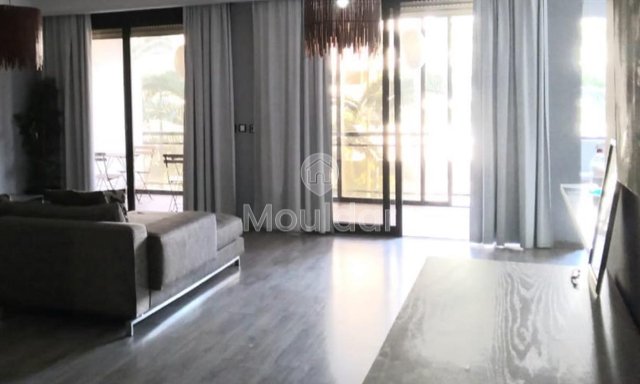 شقة للإيجار: 4 غرف في بورغوندي، الدار البيضاء