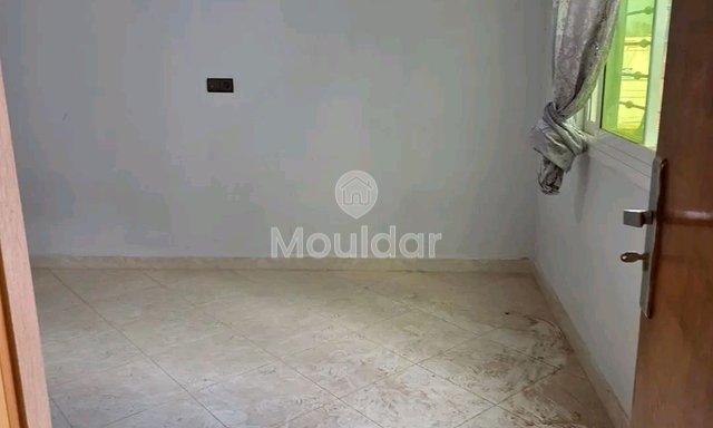 شقة للإيجار في وجدة: راحة وأناقة