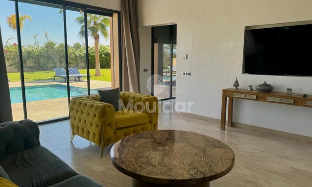 فيلا فاخرة في مراكش: عطلات مثالية مع مسبح