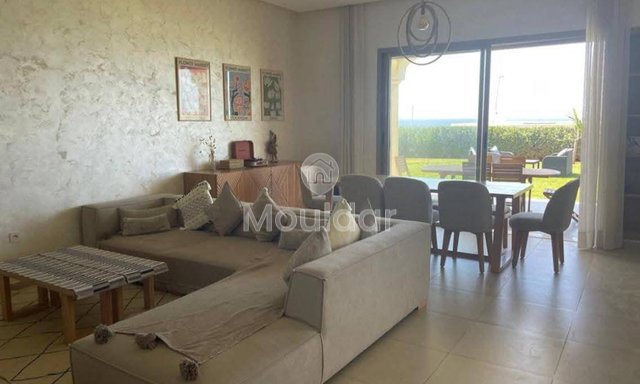 فيلا واسعة للإيجار في دار بوعزة مع حديقة وتراس