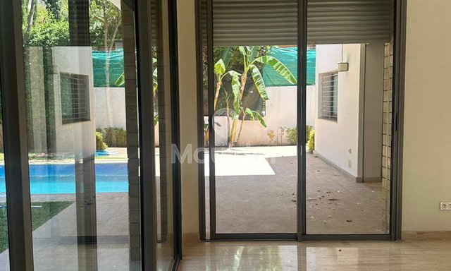 Luxury Villa in Casablanca: 600m², Pool and Private Garden - 5