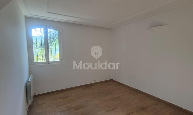 فيلا للإيجار في عين دياب: فخامة وراحة - 2