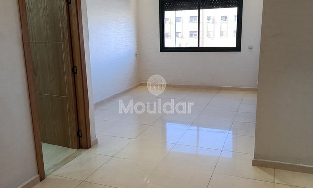 Charming 3-Bedroom Apartment for Rent in Sidi Moumen - 3