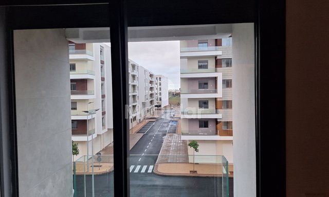 Geräumige Wohnung zu verkaufen in Salé: 3 Schlafzimmer und Komfort