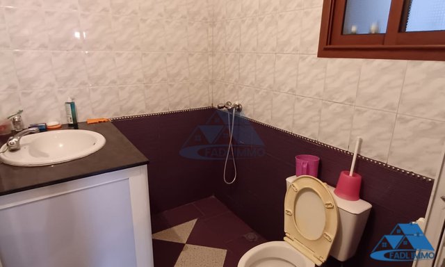 VENTA CASA DE 3 PISOS BARRIO AL MASSIRA RABAT — Rabat, Massira - 20