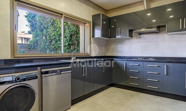 Villa Lujosa en Marrakech: 3 Habitaciones con Piscina y Seguridad - 27