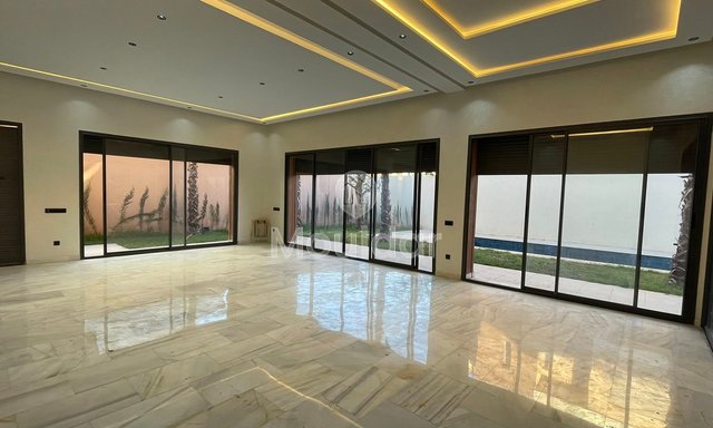Villa Luxe à Marrakech : 4 Chambres, Piscine et Jardin