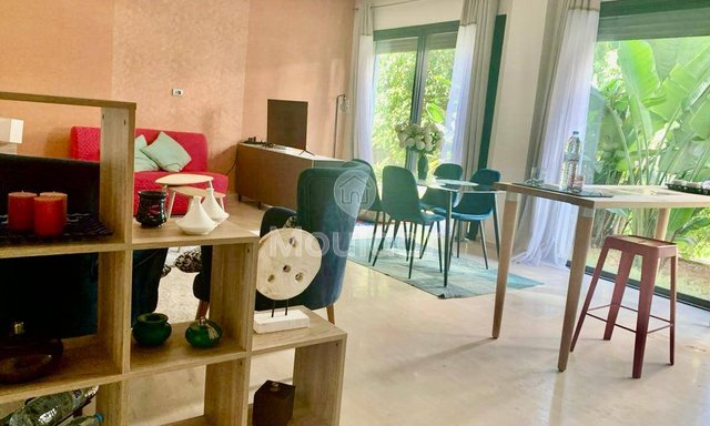 استوديو حديث في عين دياب: تراس، حديقة، مجهز