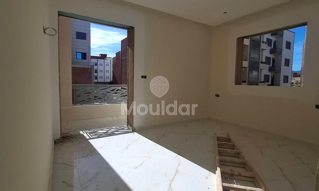 Charming 3-Bedroom Apartment in Martil with Balcony and Kitchen