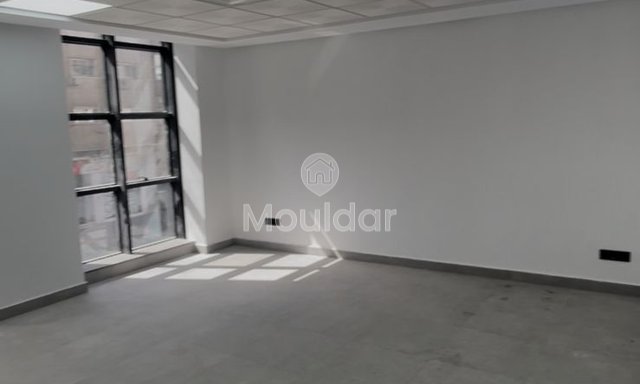 مكتب للبيع في الدار البيضاء - حي 2 مارس الساحر - 2