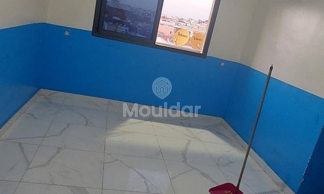 مكتب للإيجار في طنجة: غرفتان، فرصة فريدة - 2