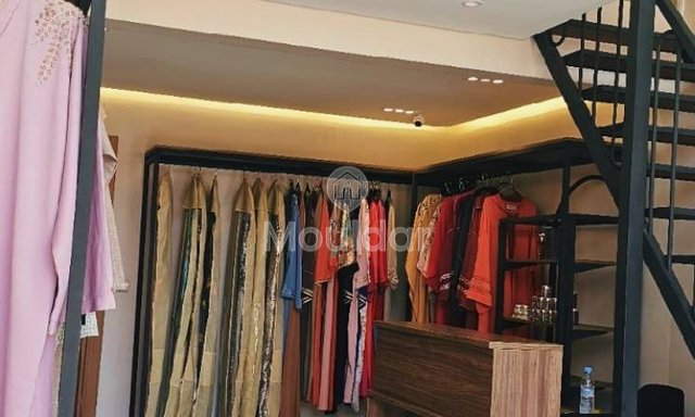 فرصة تجارية للبيع في مكناس - الحمري، ٢٨ م²