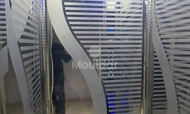 مكتب للإيجار في طنجة: غرفتان، فرصة فريدة - 4