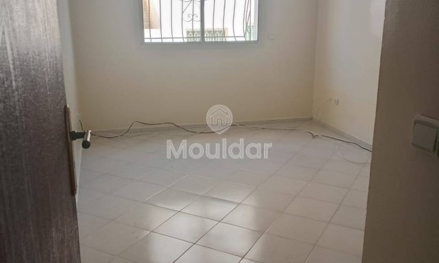 شقة جميلة 3 غرف للإيجار في الرباط - ديور جماعة - 2