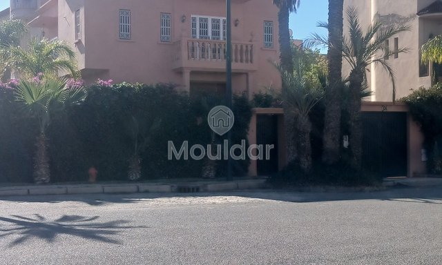 Villa à Vendre à Marrakech - Targa : 220m² de Charme - 4