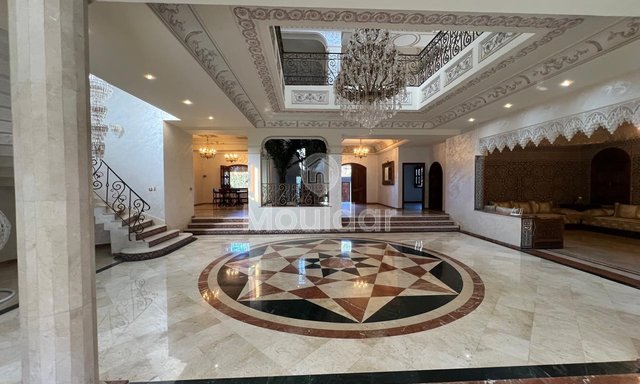 فيلا فاخرة للإيجار: 8 غرف مع مسبح في الدار البيضاء - 2