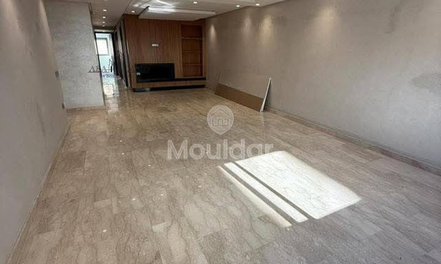 للإيجار: شقة حديثة من 3 غرف نوم مع تراس في أنفا - 3