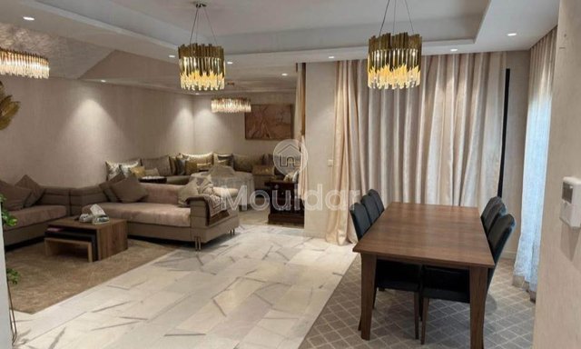 Wspaniały duplex na sprzedaż w Bouskoura z dużym tarasem