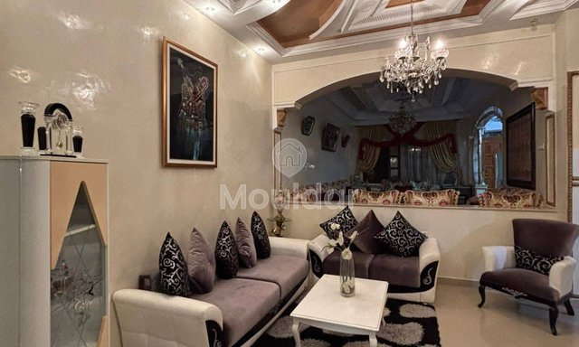 فيلا فاخرة في مراكش تارغا: 220م²، مسبح وراحة