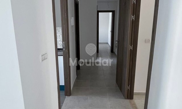 For Sale: Charming 2-Bedroom Apartment with Balcony in Tangier - 4