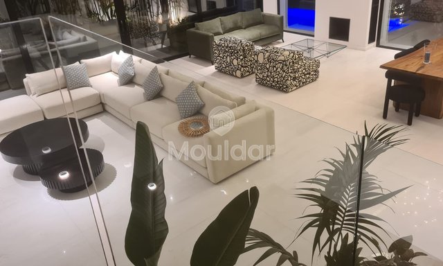 Villa de Rêve à Dar Bouazza : Élégance et Confort