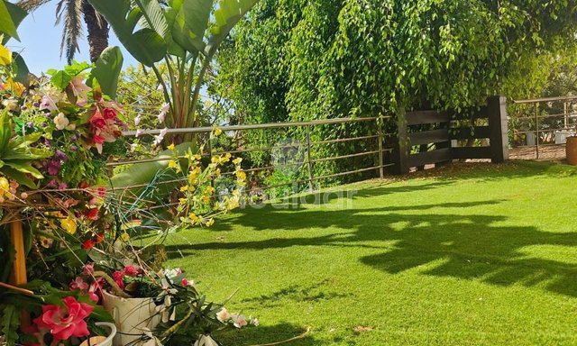 Bright apartment for sale in Aïn Diab - 189 m² - 4